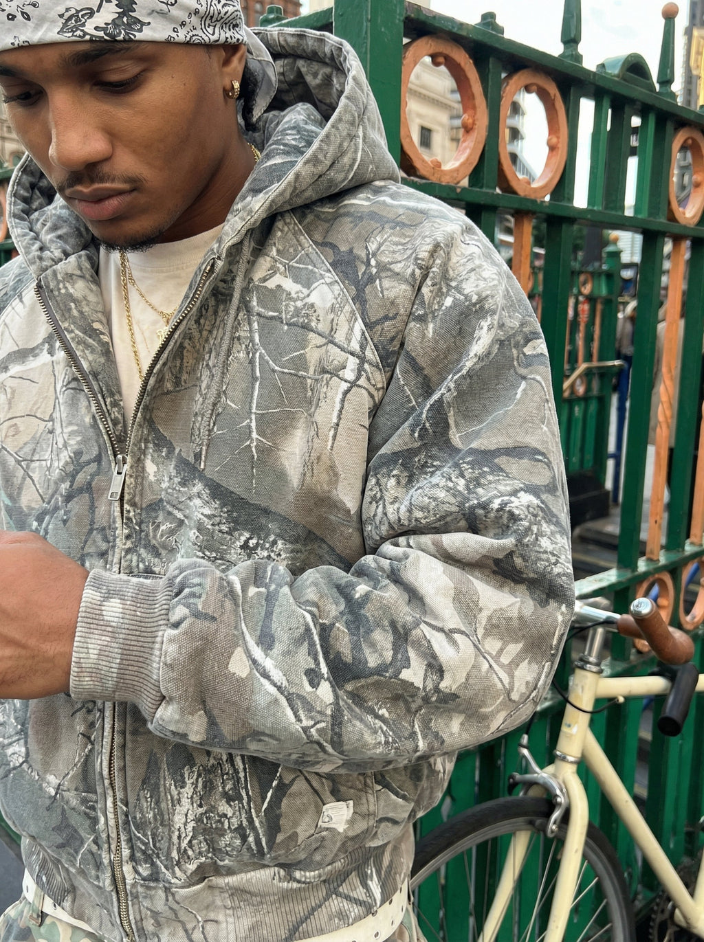 Sudadera con cremallera "Karam"