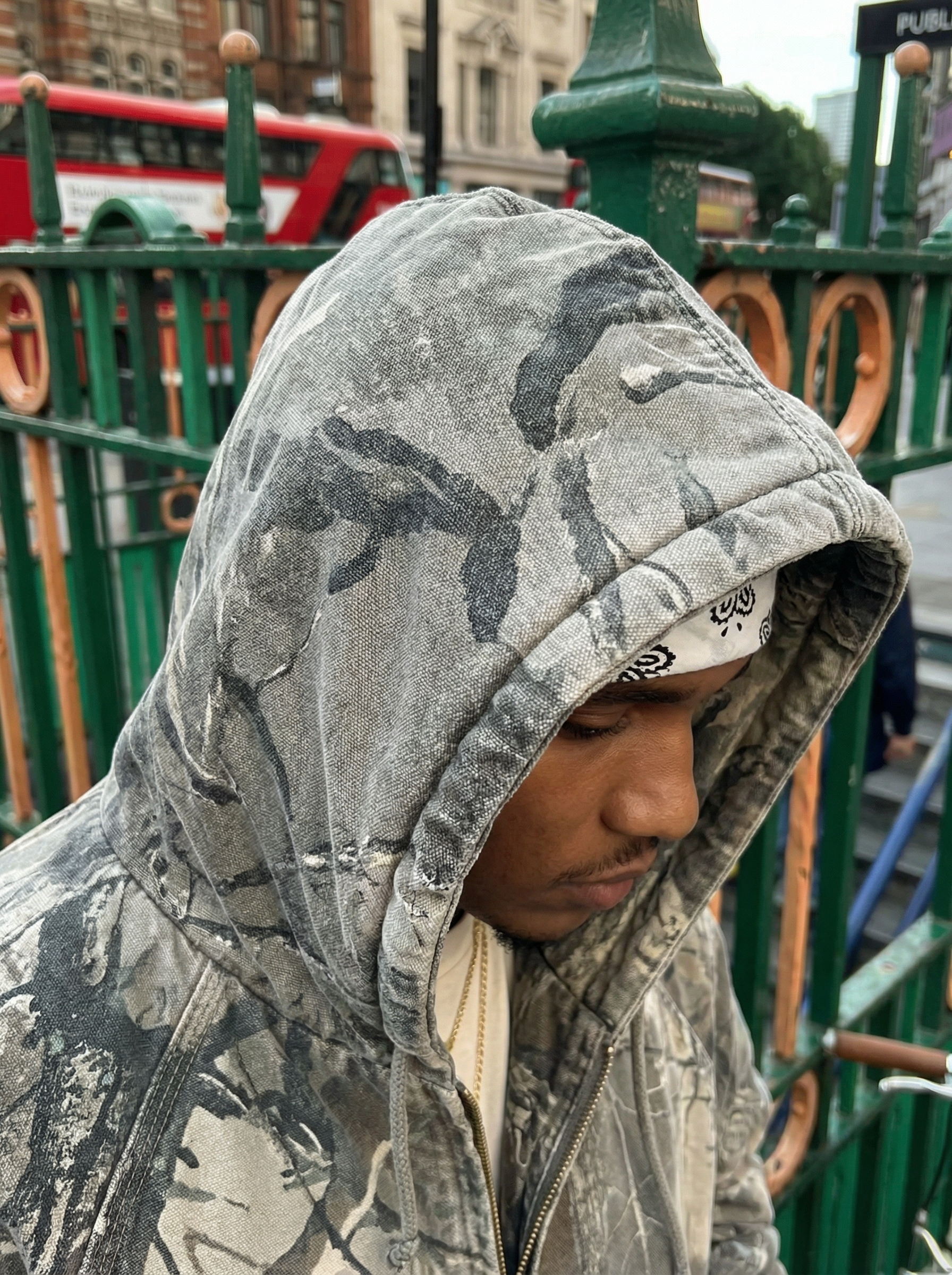 Sudadera con cremallera "Karam"